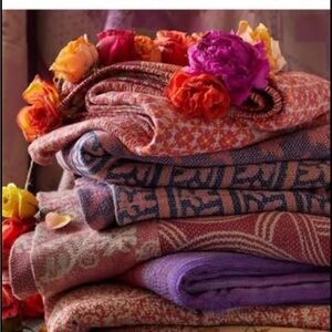 Sundance One-of-a-kind Gudari Queen Quilt